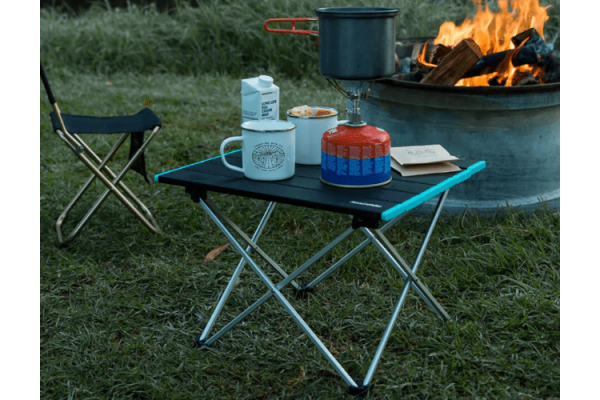 Outdoor Comfort: Foldable Table for a Cozy Vanlife Setup Outside